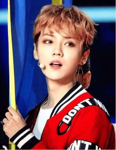 鹿晗吃瓜观察,鹿晗视角下的娱乐圈吃瓜大揭秘