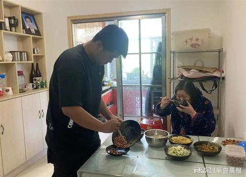 微山张蒙吃瓜,瓜田里的欢乐时光  第3张