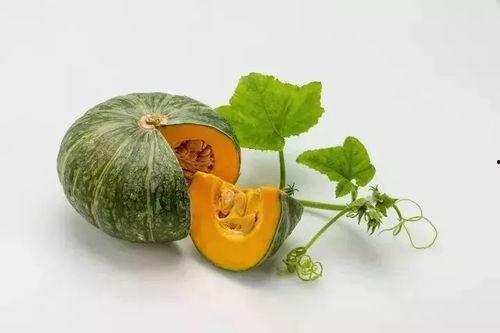 好朋友见面吃瓜,共享瓜界盛宴