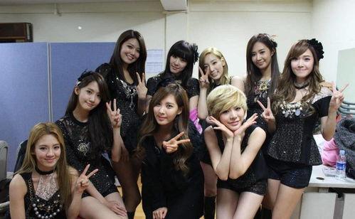 沈阳女孩吃瓜事件,揭秘网络舆论的风暴与反思